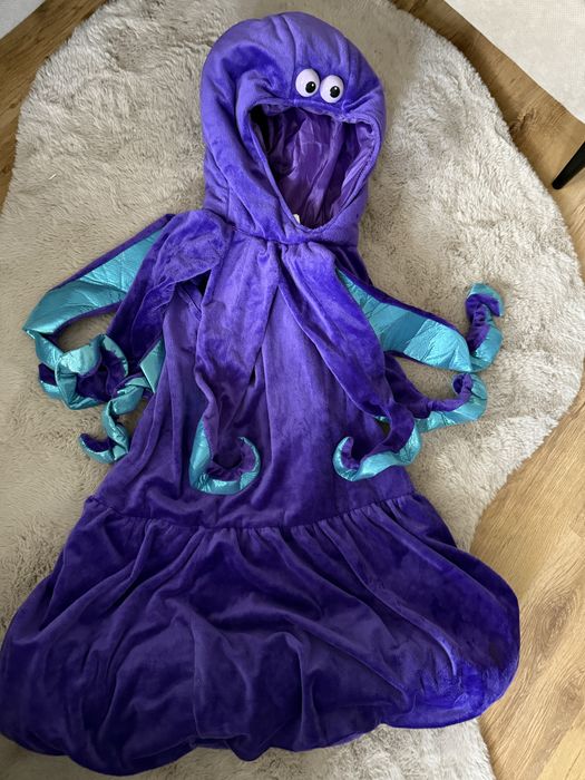Stroj dla doroslych/ stroj  na hallowen