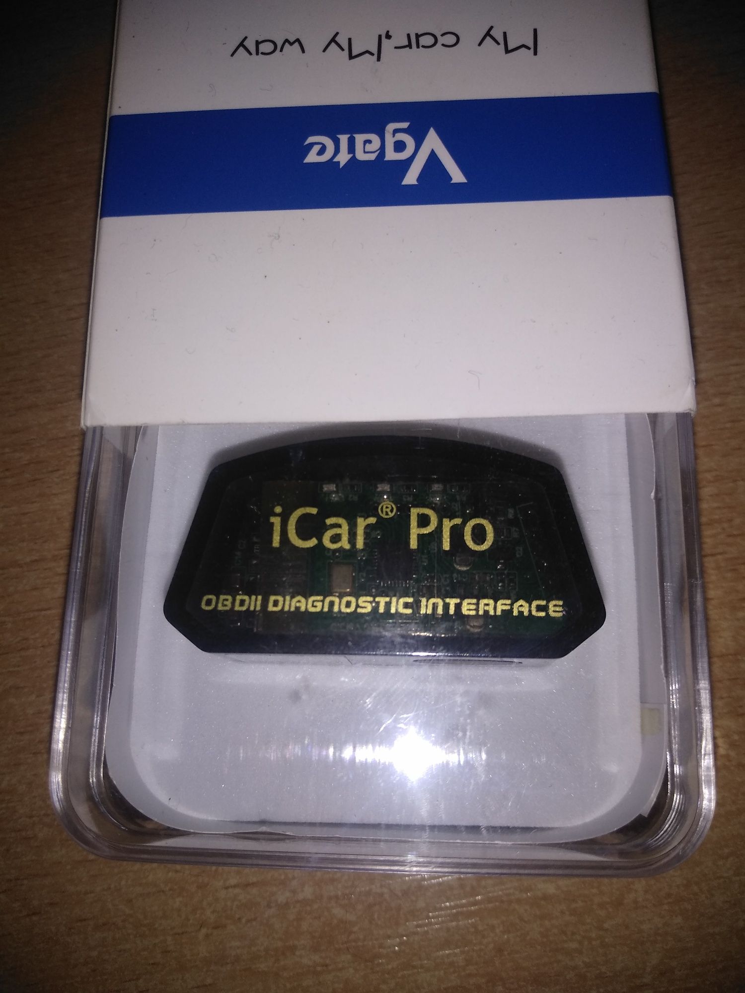 Elm 327 Bluetooth та сканер icar pro bt3.0