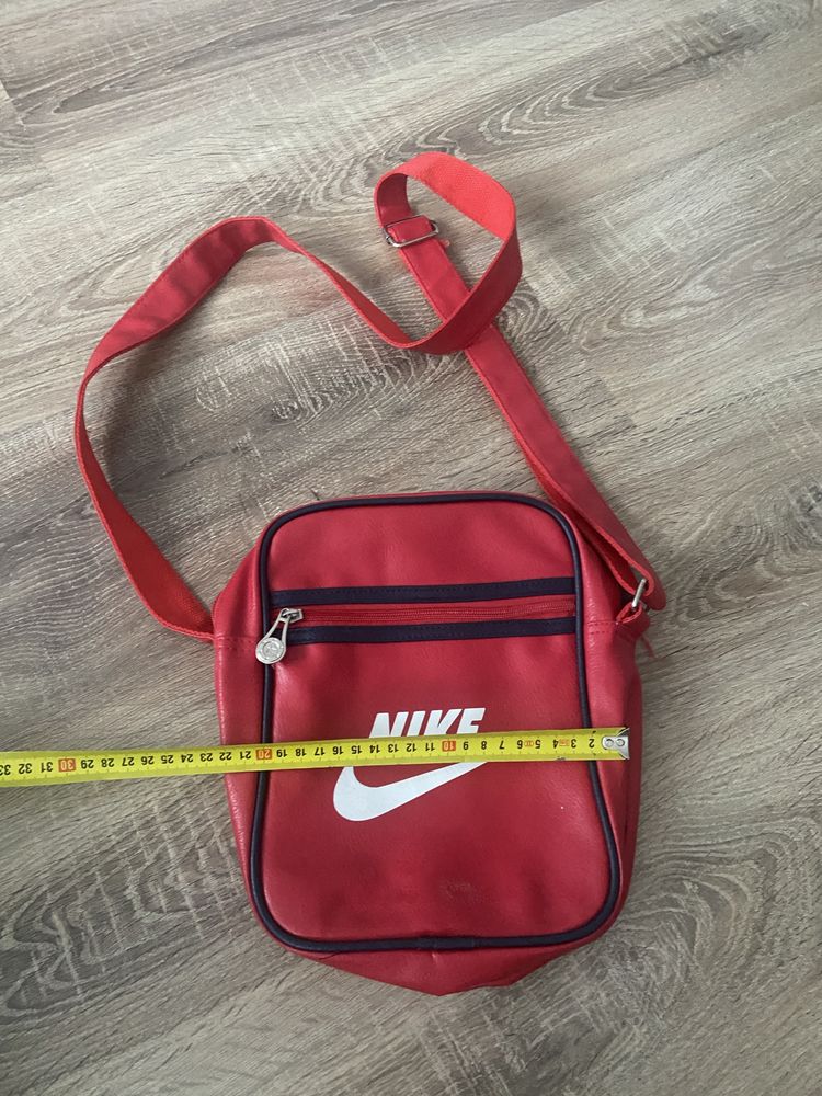 Torba na ramię czerwona NIKE