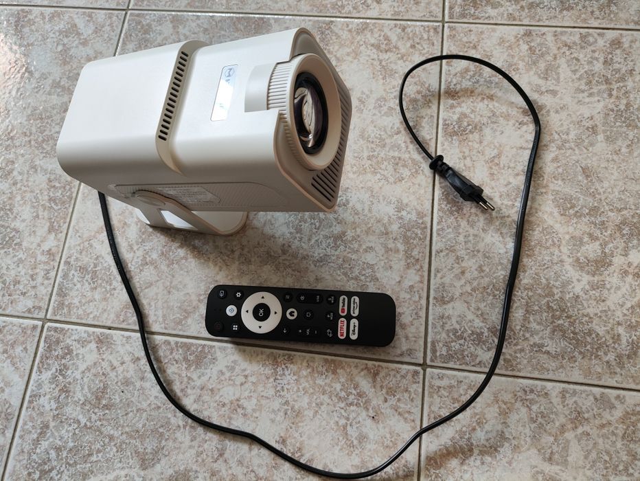 Projector Magcubic HY 320 NTV Netflix