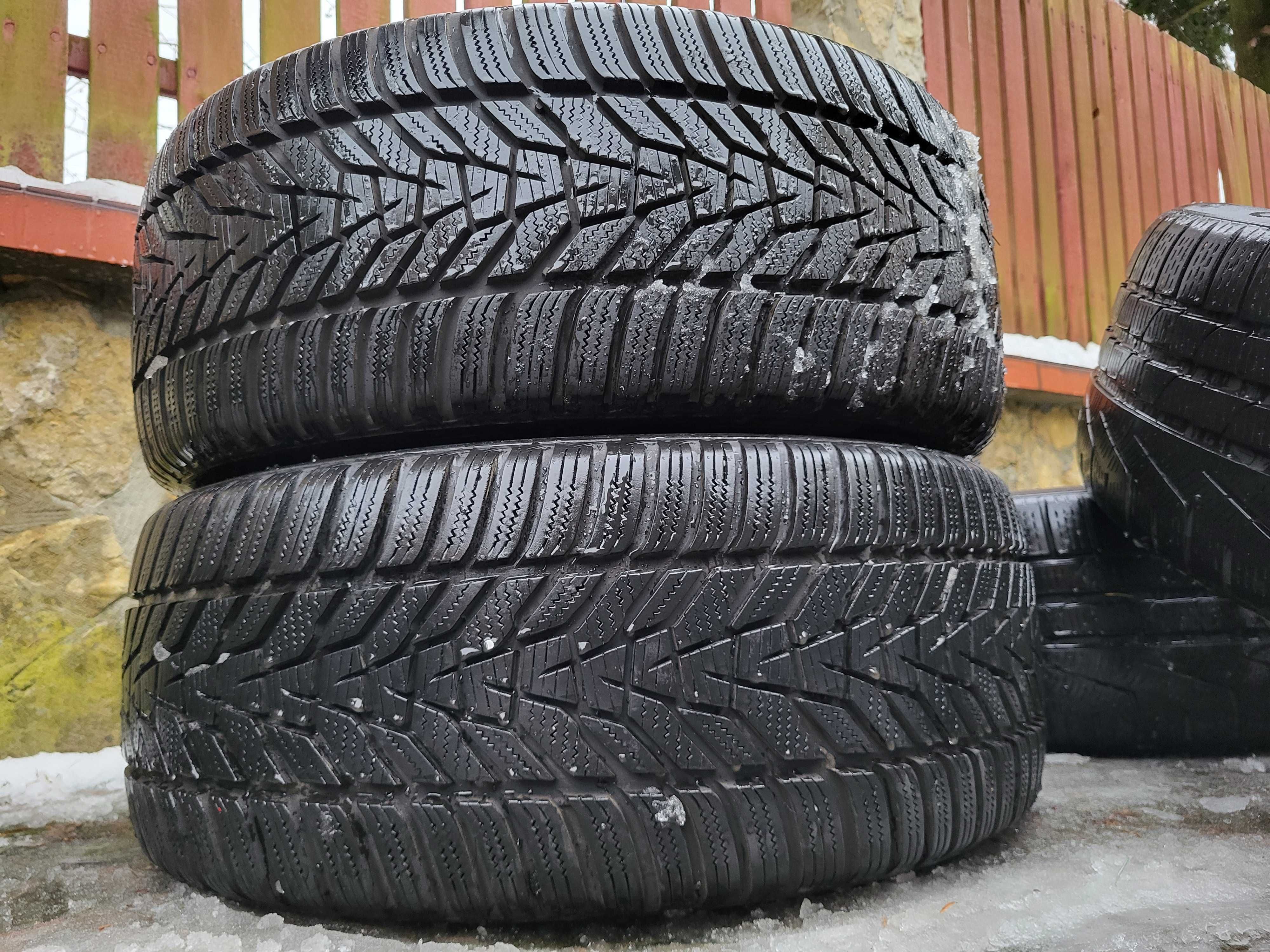 Para opon Hankook Winter I*cept EVO 3 245/45r17 99V XL 2021 r.