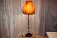Elegancka lampa stojąca, drewniana z abażurem - Art Deco - SPRAWNA