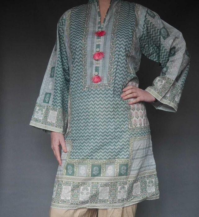 Туника индийская, сари