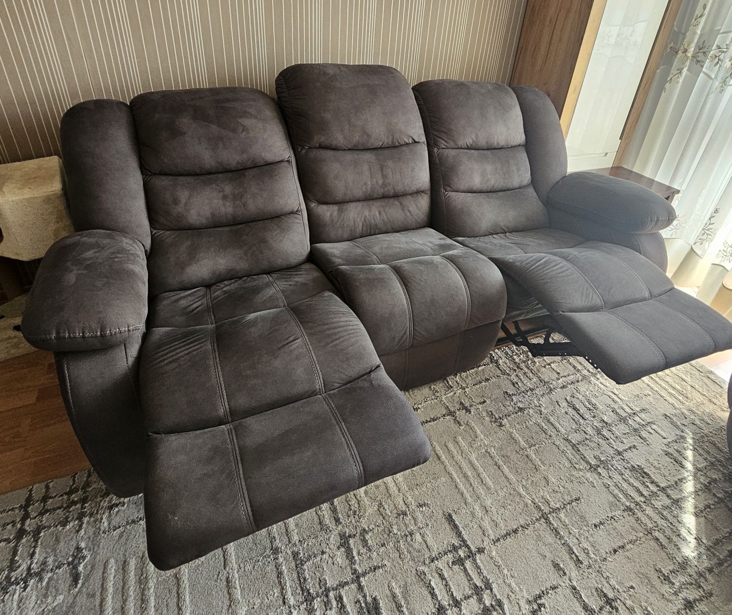 Zestaw mebli wypoczynkowych relax. Kanapy 3-os,2-os(fun.spania),Fotel.