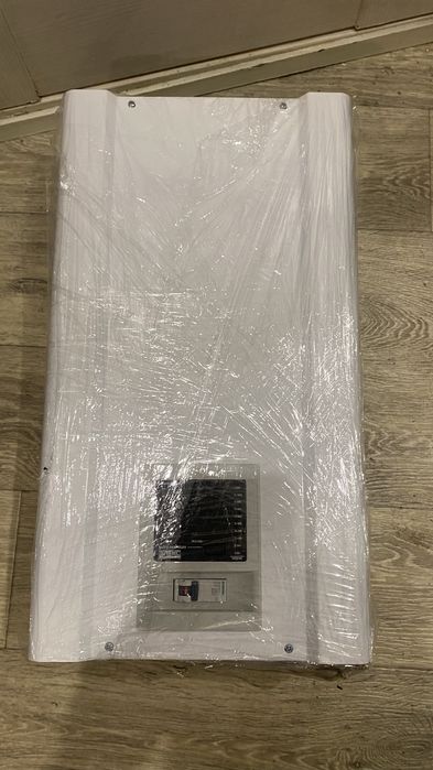 Стабилизатор напряжения однофазный бытовой АМПЕР-Р У 16-1/50 v2.1