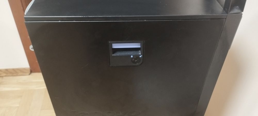 Корпус от сервера Lenovo TninkStation S20