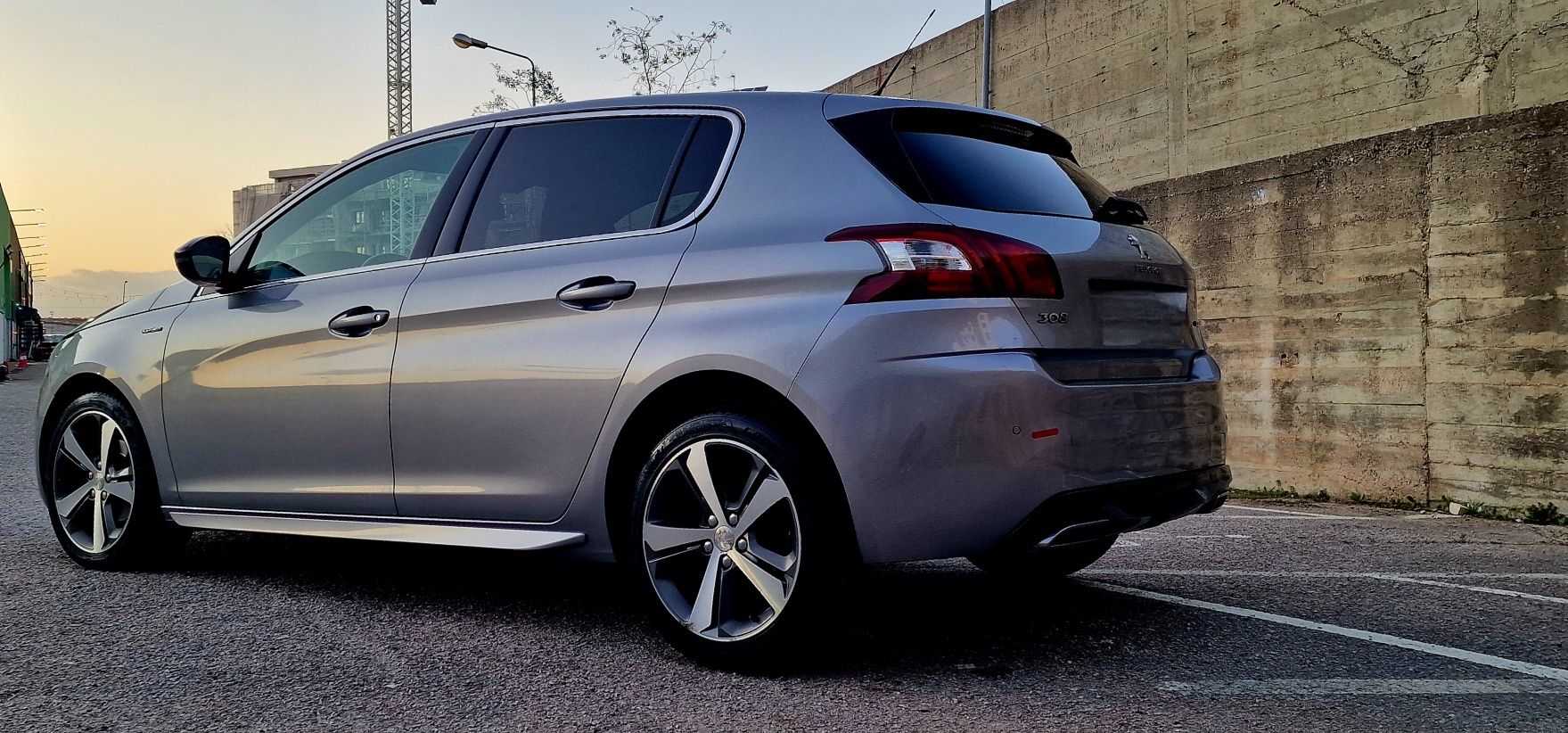 Peugeot 308 gt line 1.2 130cv 78 mil kms