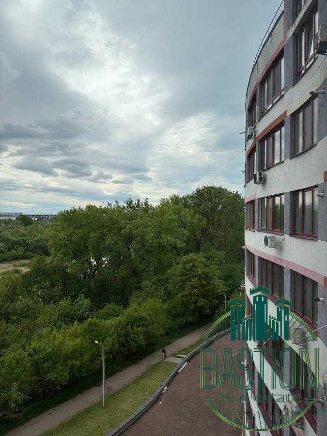 Велика 2к квартира, Рівер Парк, Пасічна за вигідною ціною