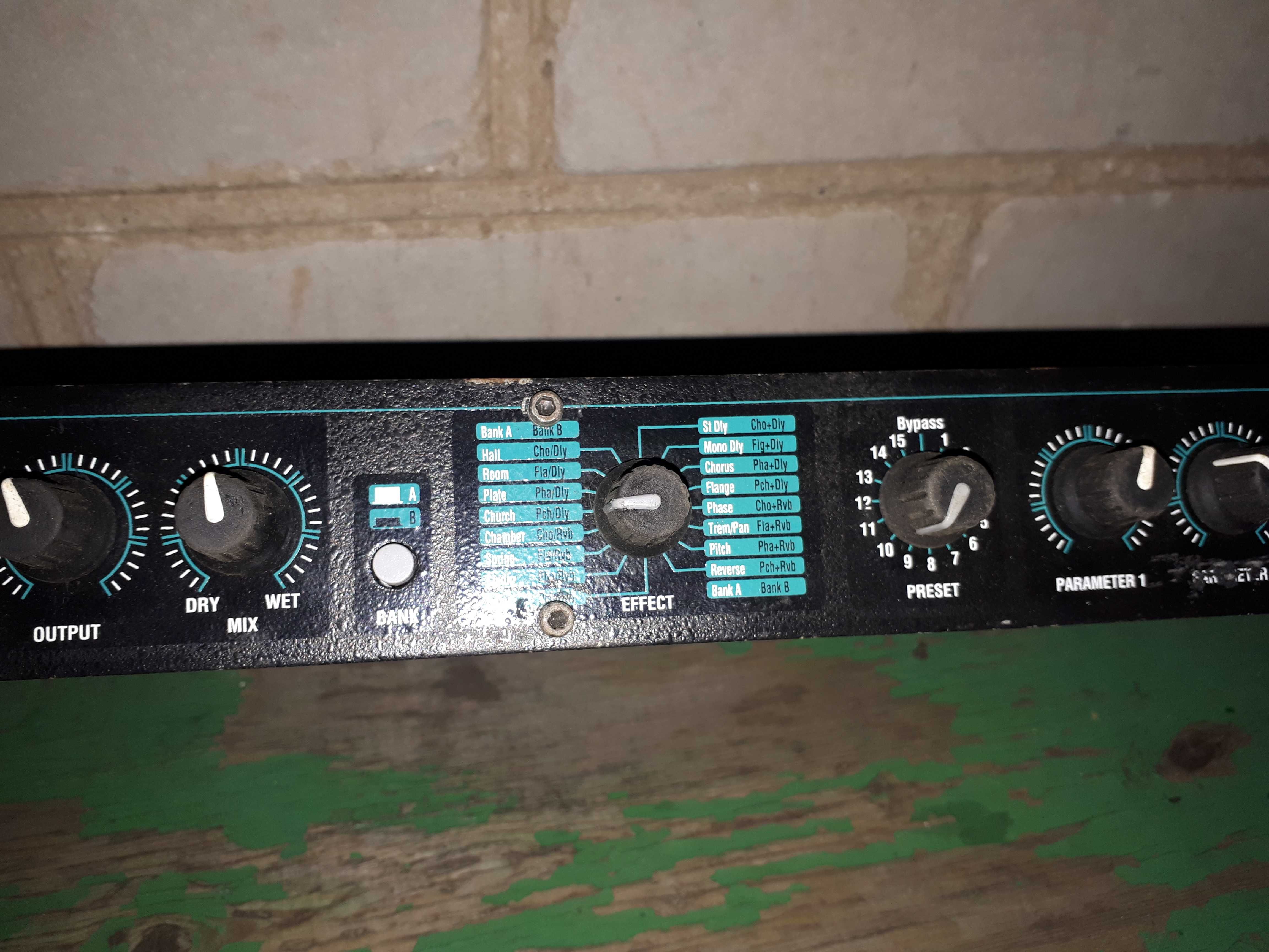 Сигнальный процессор, блок эффектов. DOD 512 Reverb Effects Processor.