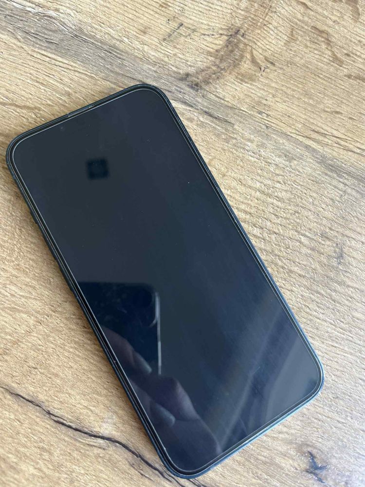 Iphone 13 256gb 82% kondycja bateri