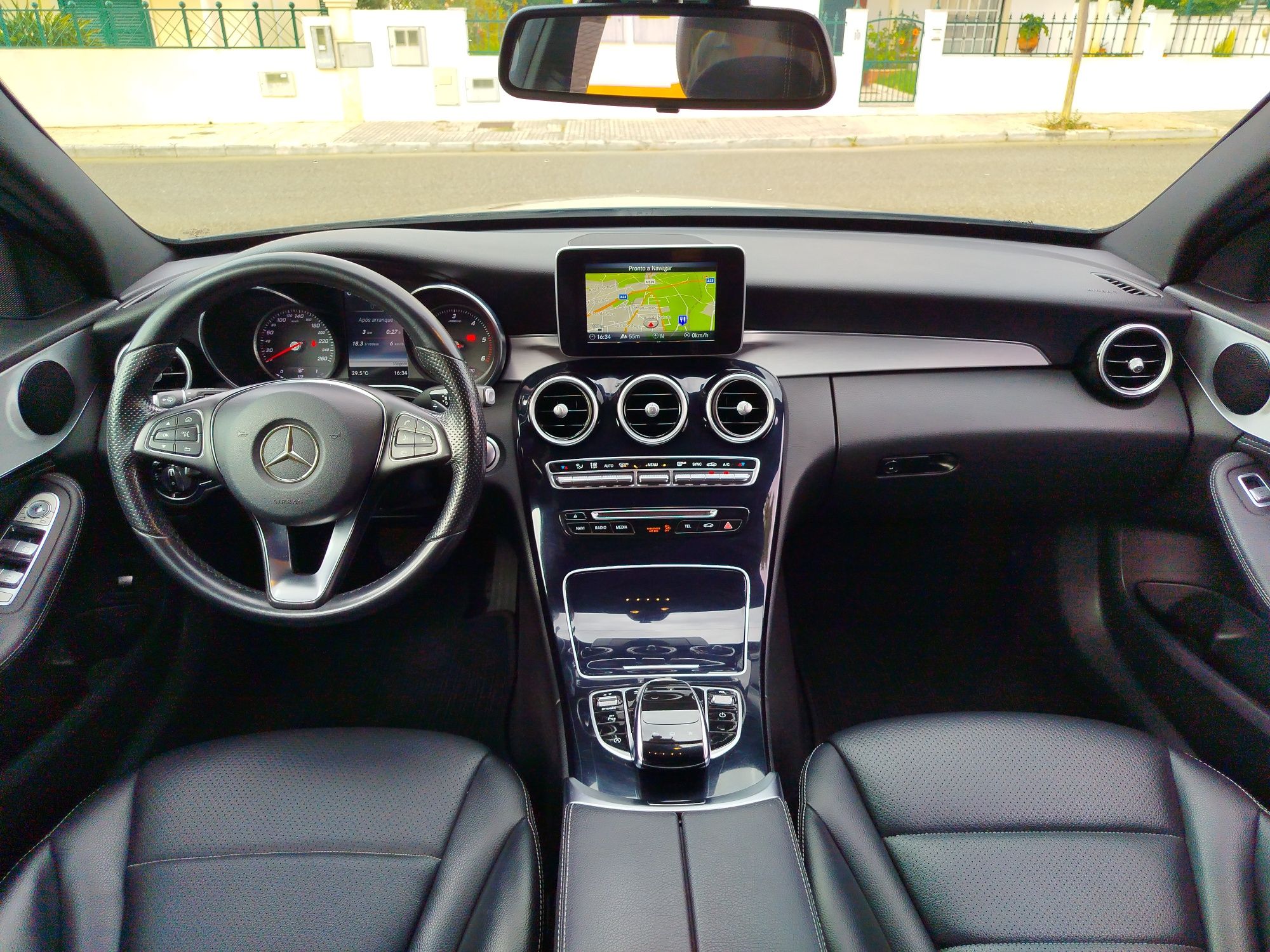 Mercedes C220d bluetec avantgarde++ de 2015 aceito retoma