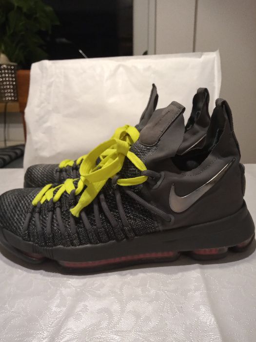 Buty koszykarskie/halowe Nike Kevin Durant rozm. 40,5/25,5cm %