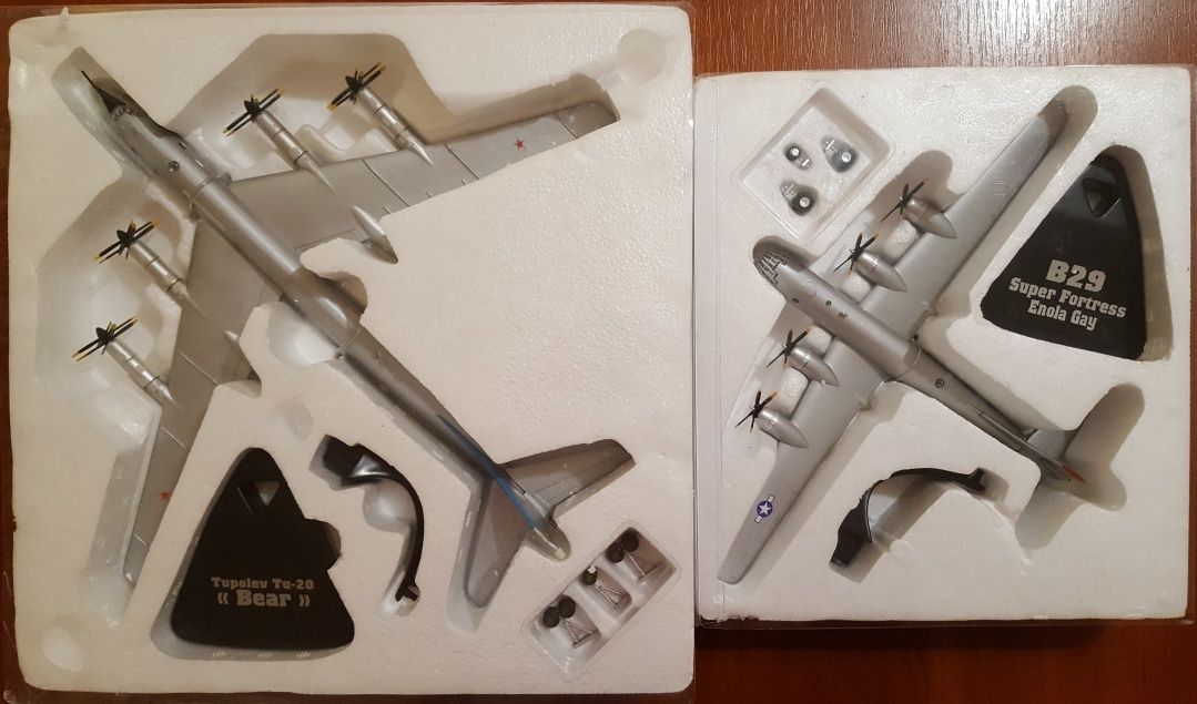 Моделі Літаків Метал Atlas 1/144