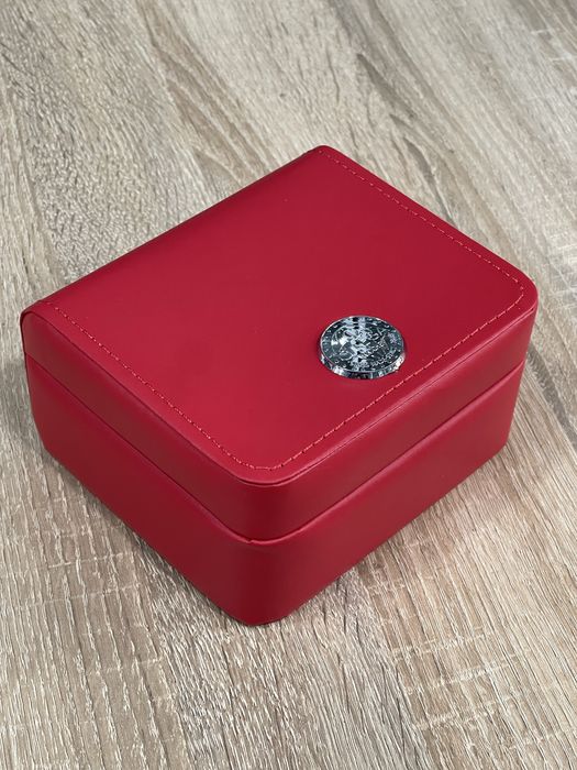 Коробка , бокс для часов Омега