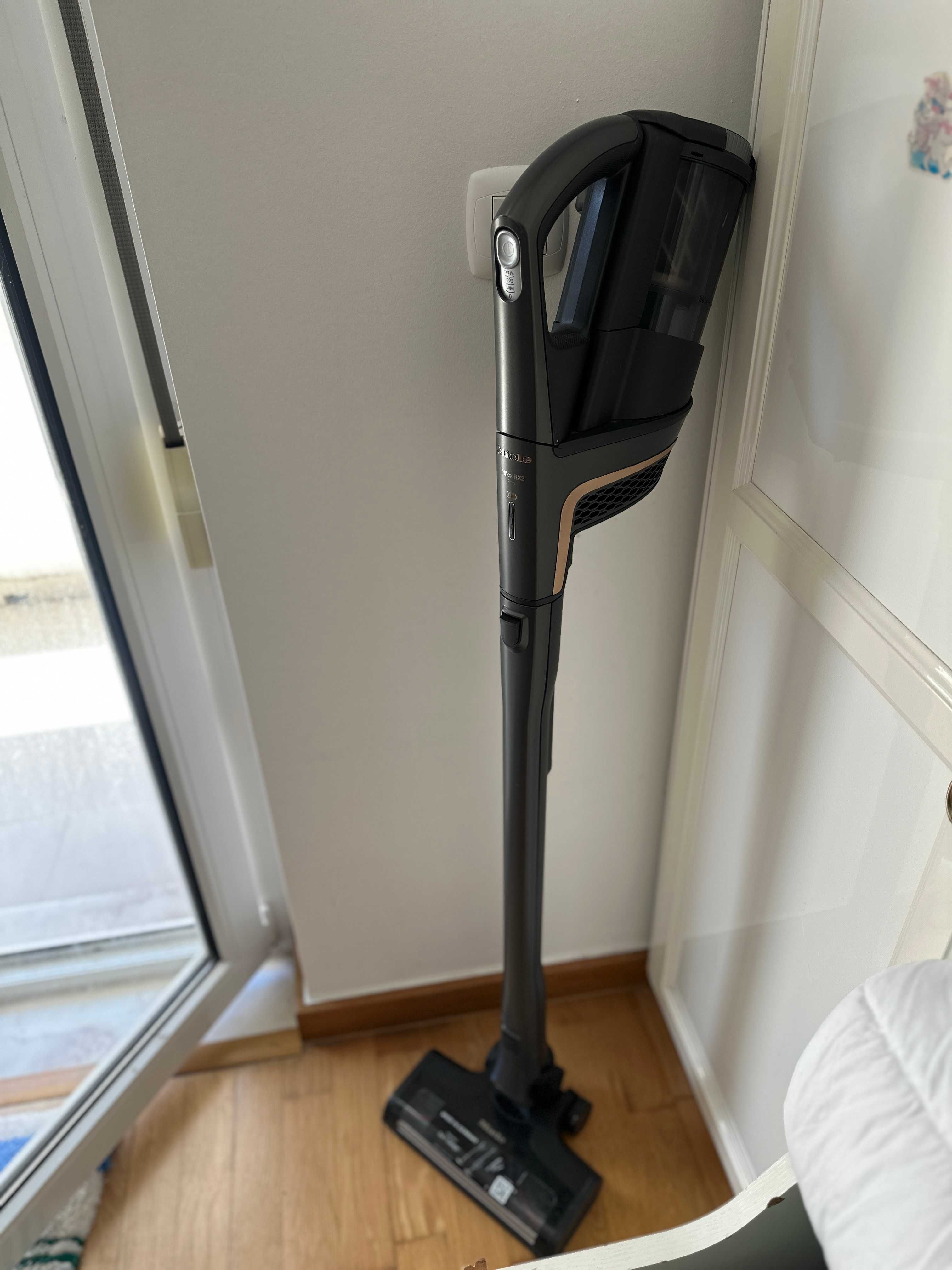 Aspirador Miele HX2 Pro Cinzento - impecável