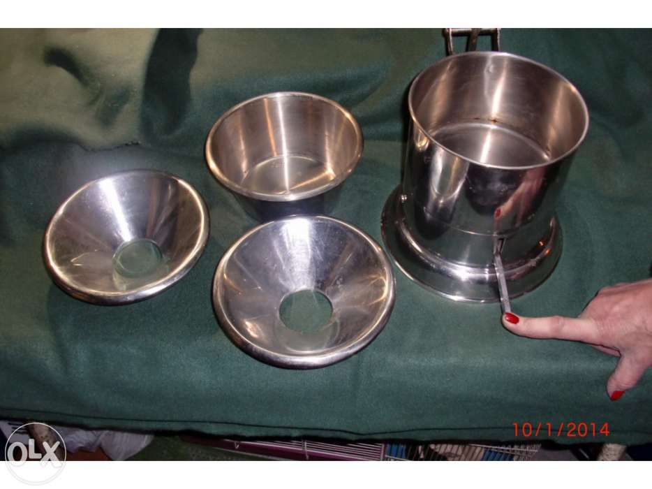 Escarrador cuspidor antigo em inox