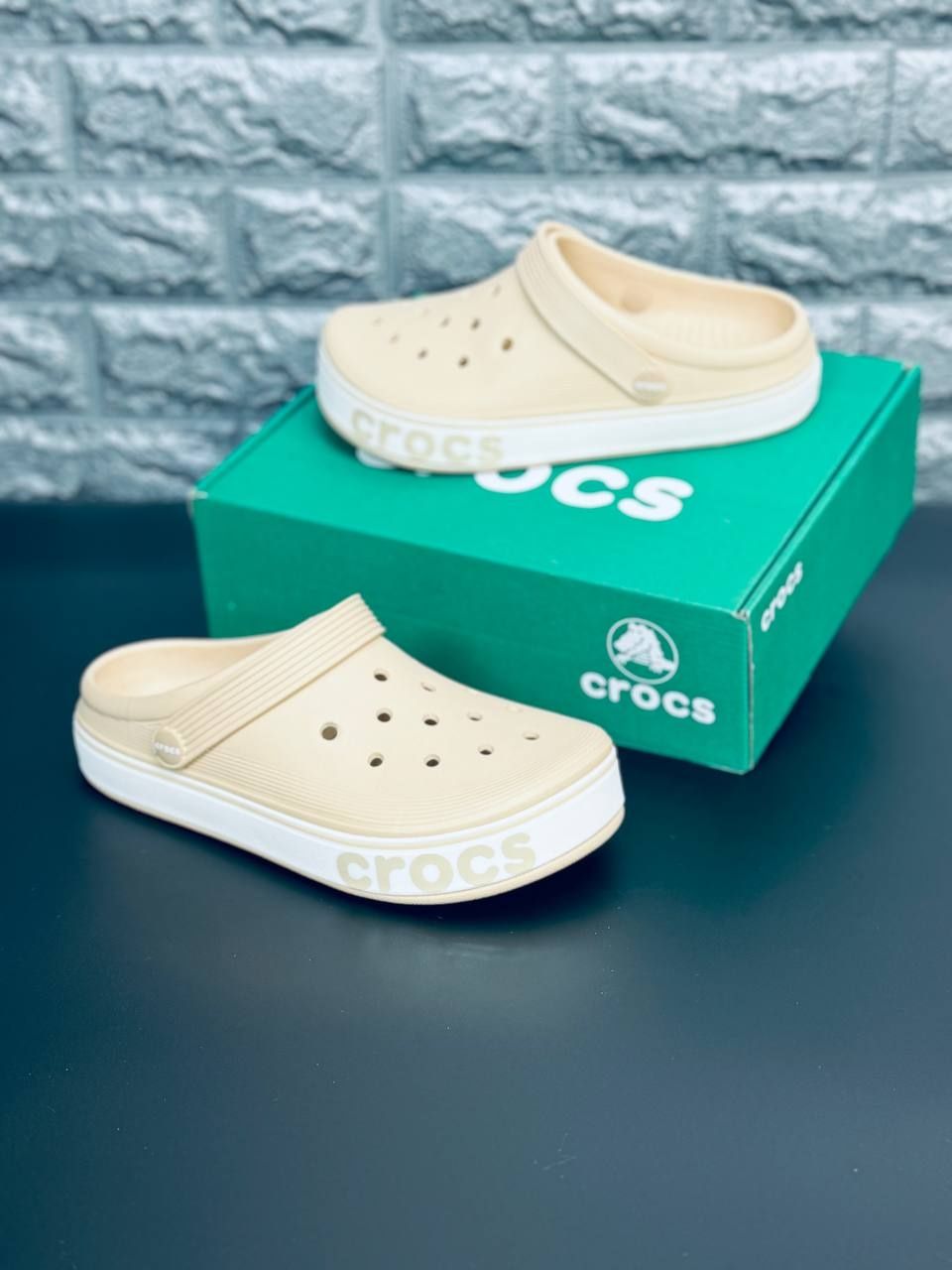 ЖЕНСКИЕ кроксы Crocs шлёпанцы бежевого цвета Крокс