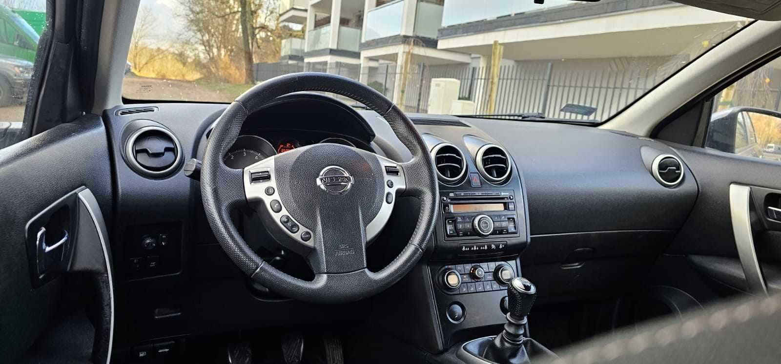 Nissan Qashqai+2