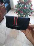 Óculos e Bolsa Tommy Hillfinger