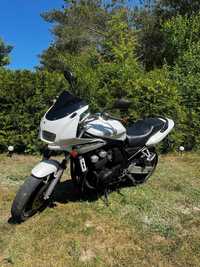 Yamaha FZS600 Fazer