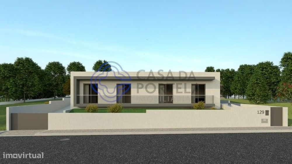 Moradia Térrea T3 + Escritório, Nova em Santa Maria da Feira, São Migu
