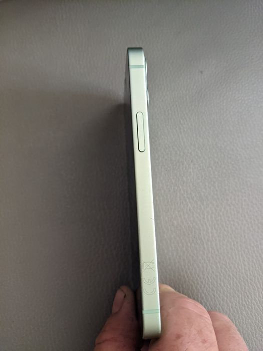 Продам Iphone 12 mini в гарному стані