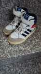 Adidas buciki roz. 26,5cm