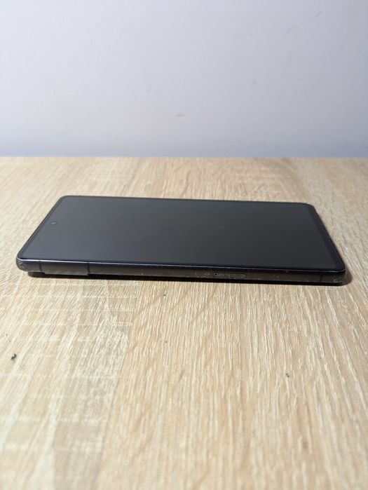 Pixel 7 neverlock + оригінальний чохол