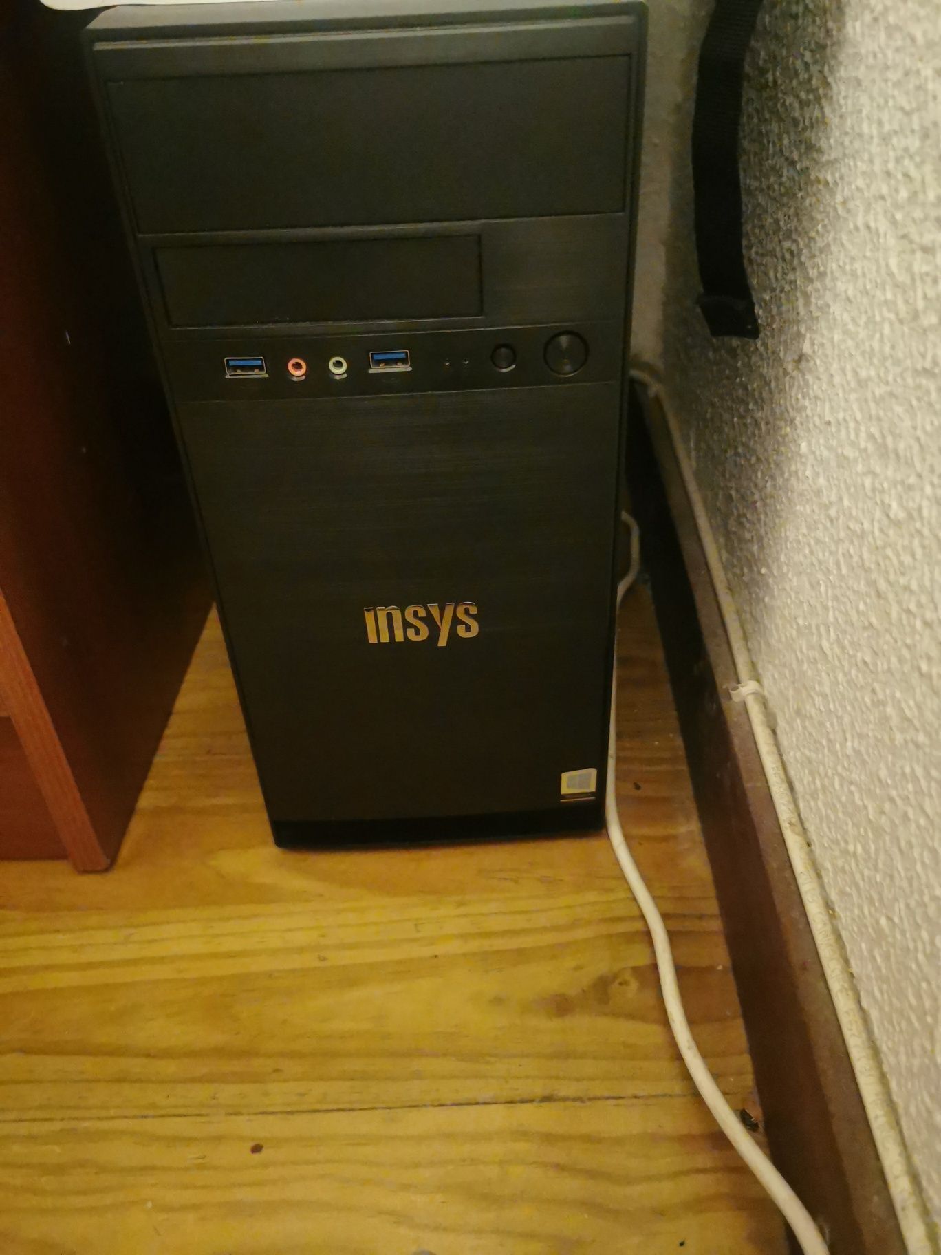 Vendo pc para peças