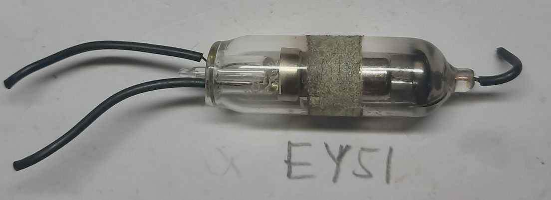 Радиолампы миниатюрные 6С51Н; 1П24Ю; 6Н16П; 06П2Б и др.