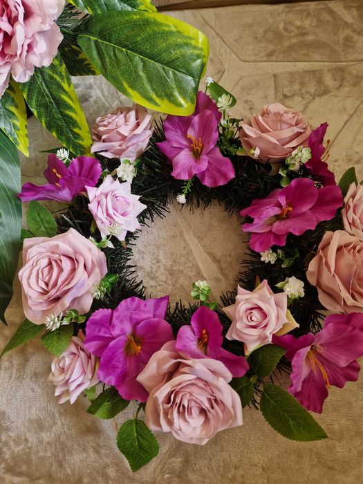 Wianek na znicz 35 cm × 35 cm