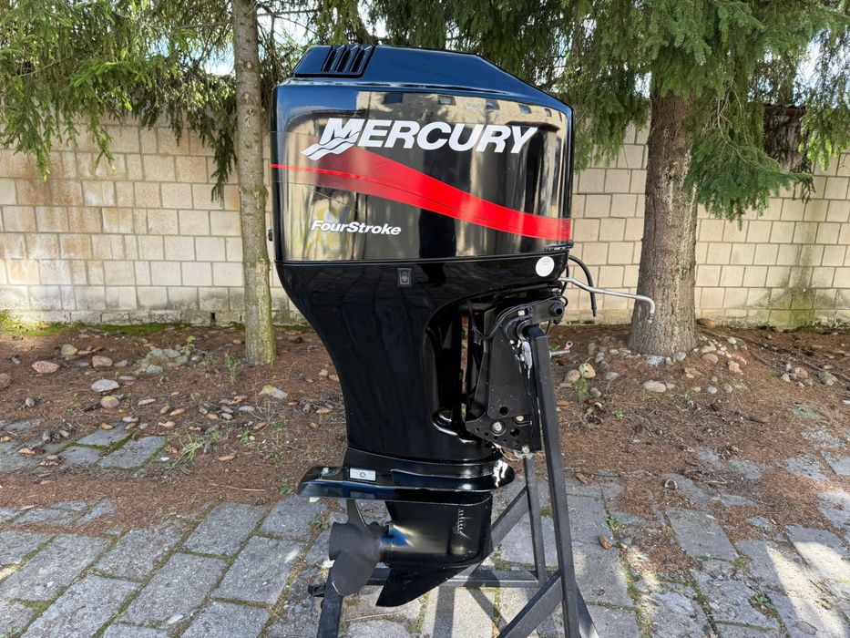 Silnik zaburtowy Mercury 90 4T