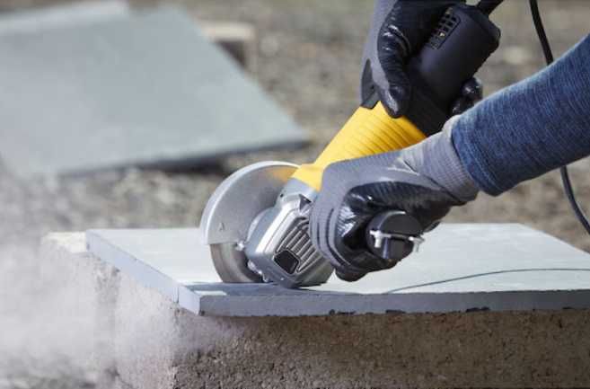 Szlifierka kątowa 125 mm 850 W STANLEY® FATMAX® FMEG220
