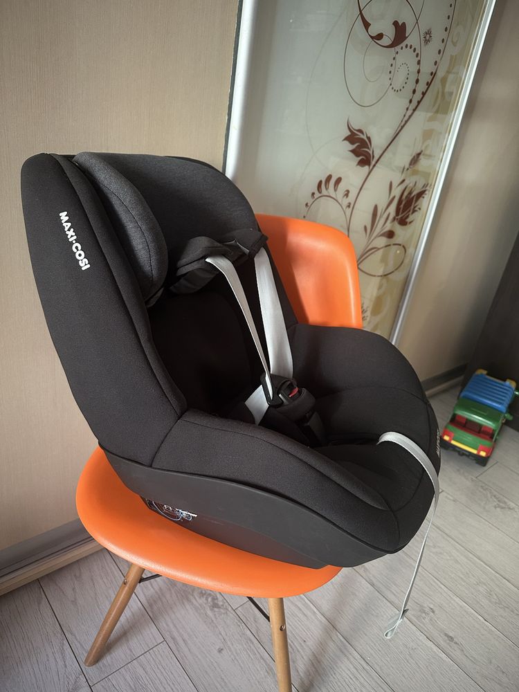 Автокресло Maxi Cosi Pearl з платформою Family fix