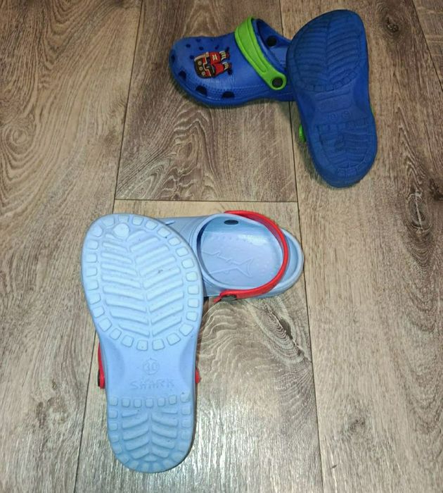 Дитячі Крокси Сабо  Shark 19 см. Та сині 17 см.