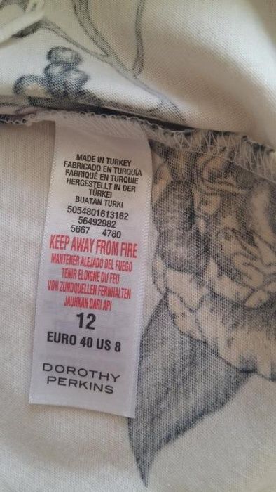 Женская футболочка 46 р. Dorothy Perkins 100% хлопок
