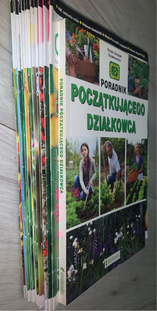 Poradnik początkującego działkowca+gazety działkowiec 12 szt