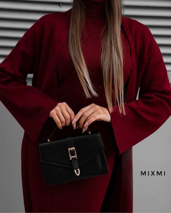 Плаття з теплої трикотажної тканини