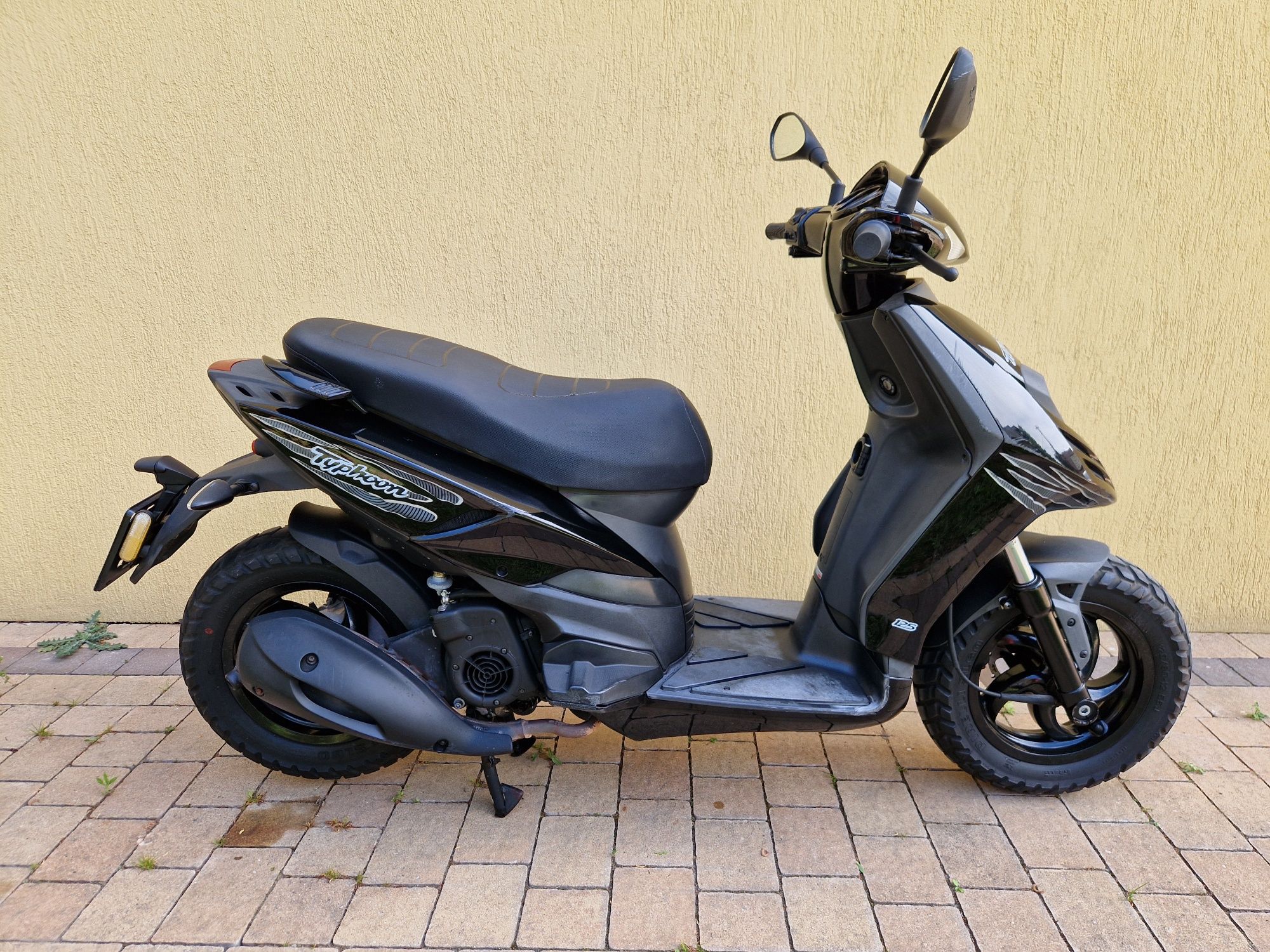 Piaggio Typhoon TPH 125  2011 rok 6000 km przebiegu