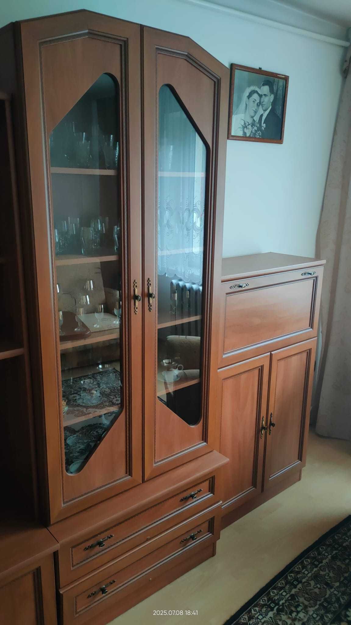 Meble do pokoju, zestaw mebli