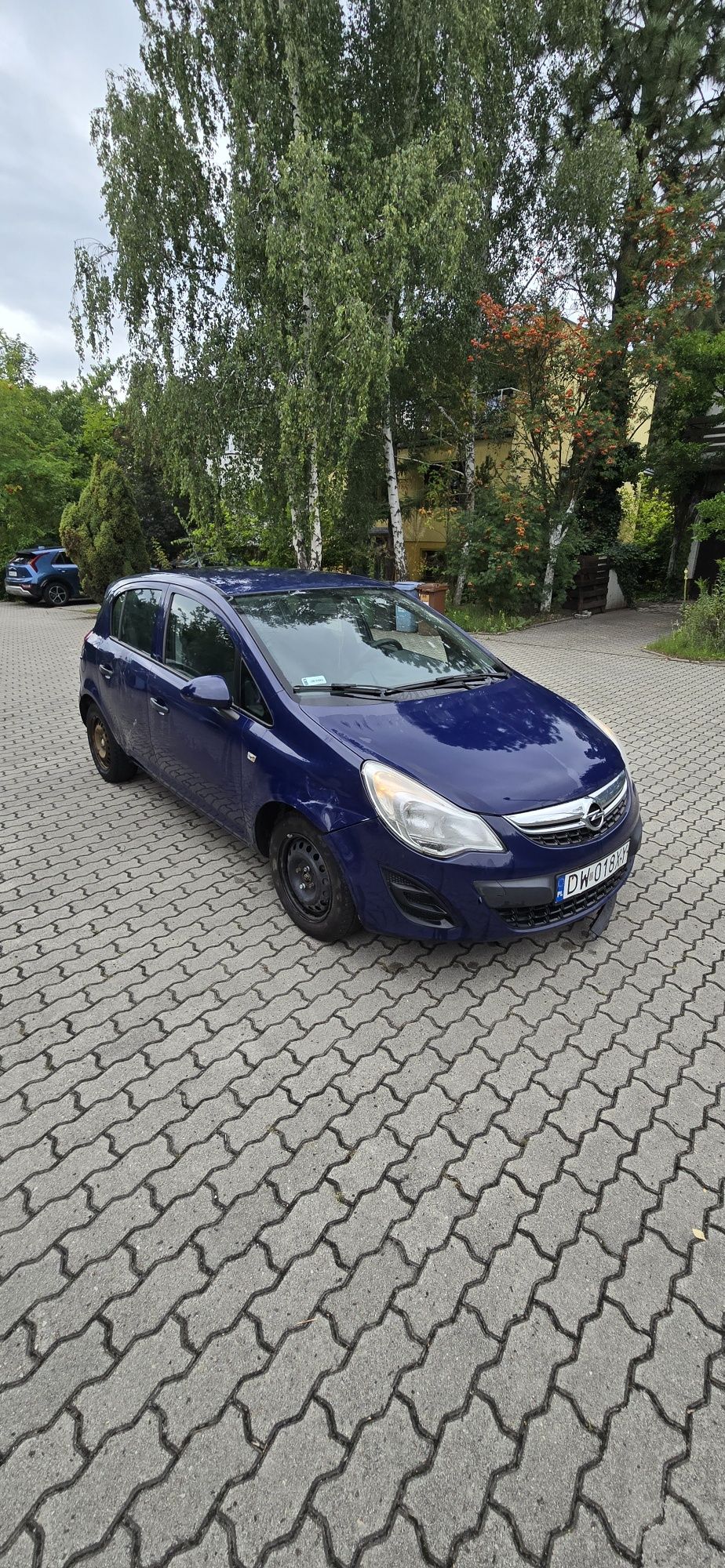 Opel corsa 1.2 benzyna  2012 rok
