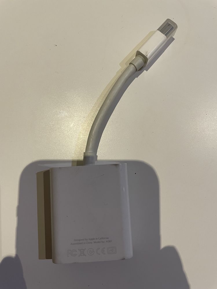 Przejściówka DisplayPort-VGA Apple A1307