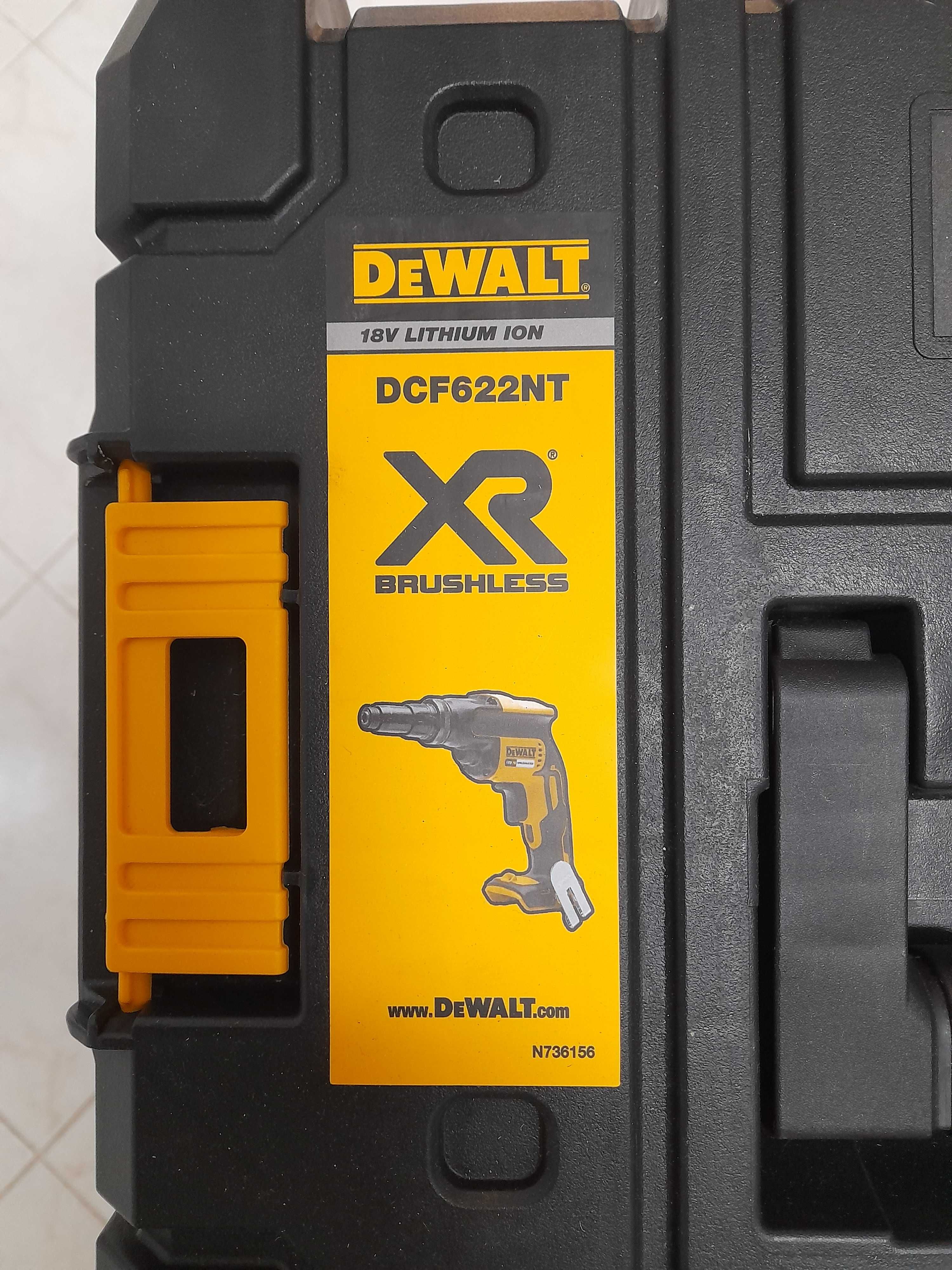Aparafusadora Pladur dewalt
