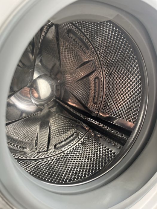Стиралка Whirlpool на 5 кг