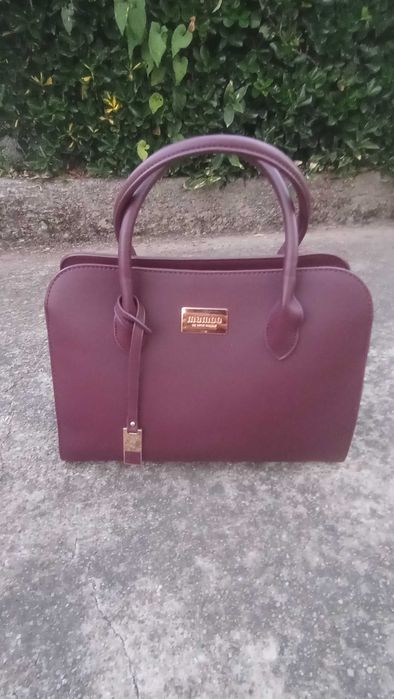 Bolsas de mulher novas