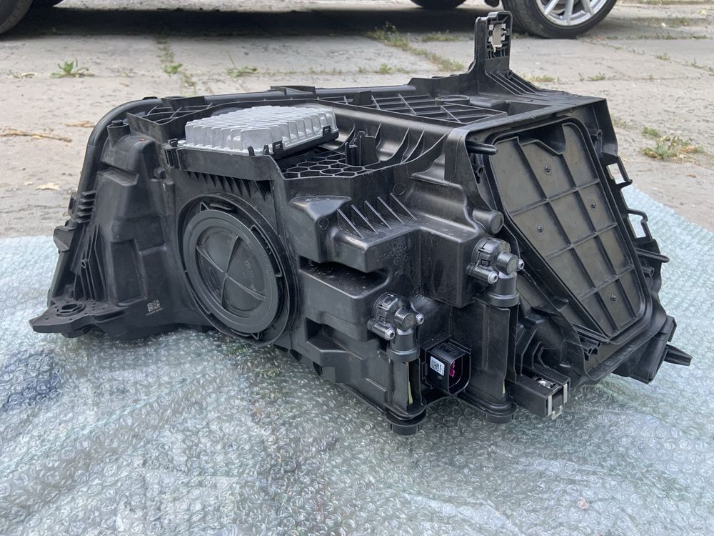 Фара для Audi Q3 2021 рік, ліва, Європа, 83А941011