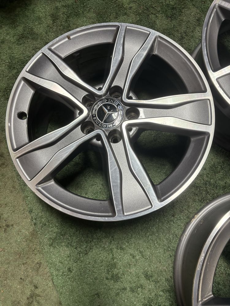 5x112 7J17 ET48,5 MERCEDES C W-205 66,6 felgi aluminiowe