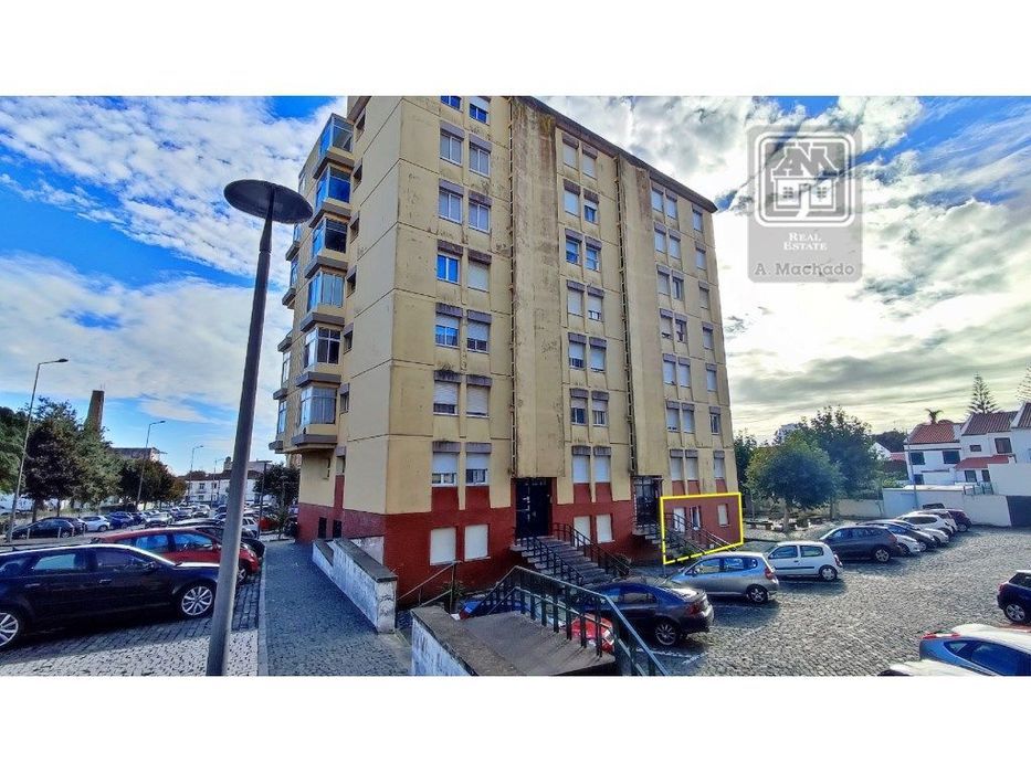 APARTAMENTO T4 para VENDA - Cidade de Ponta Delgada (São Pedro), Il...