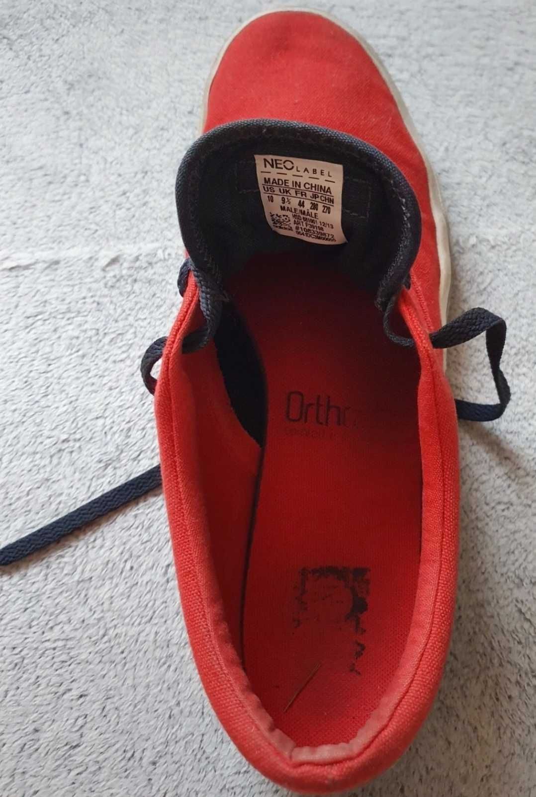 Buty czerwone Adidas Neo Label