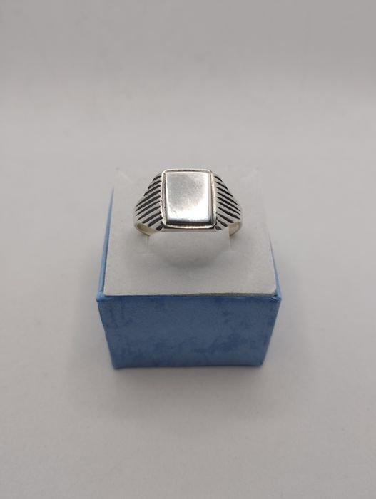 Srebrny sygnet, próba 925, rozmiar 31